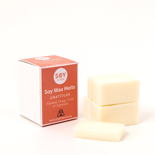 Sojawas smelt blokjes Gratitude - Patchouli, Oudh, Neroli & Peppermint. 80 uur